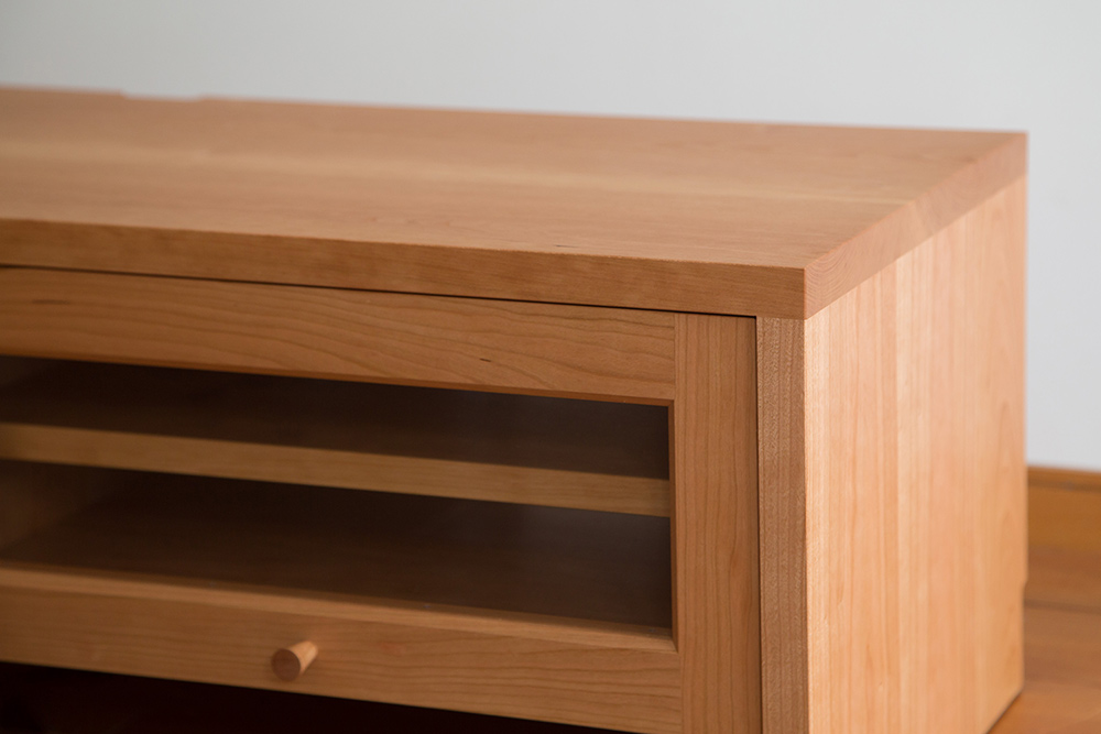 ��140cm�@32�^�p�̃e���r�{�[�h