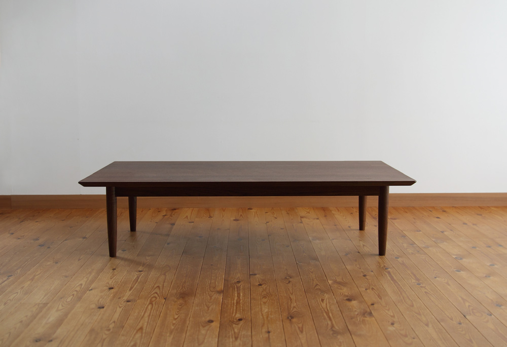 完成したローテーブル　（150×75cm）