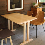 メープル材のテーブル　110×70cm